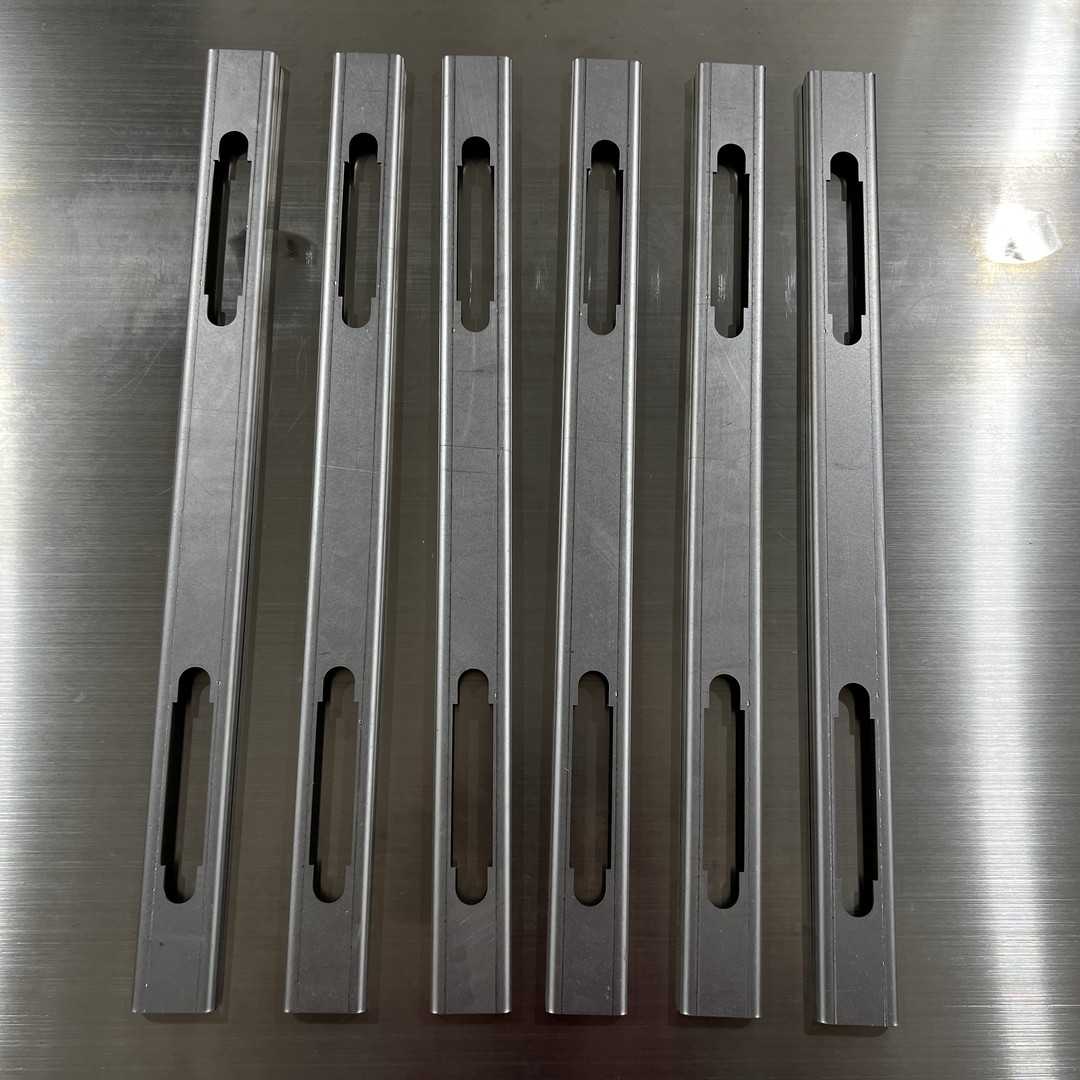 Kwaliteit gegarandeerd lasergesneden aluminium metalen onderdelen