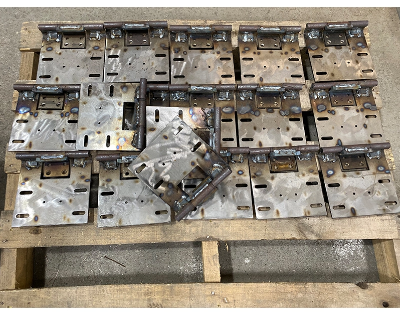 Metaalproductie RVS montage CNC ponsen plaatwerk onderdeel