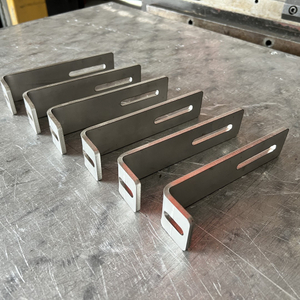 Fabricage van plaatwerk Stempelbeugel Frame Lassen van metalen producten