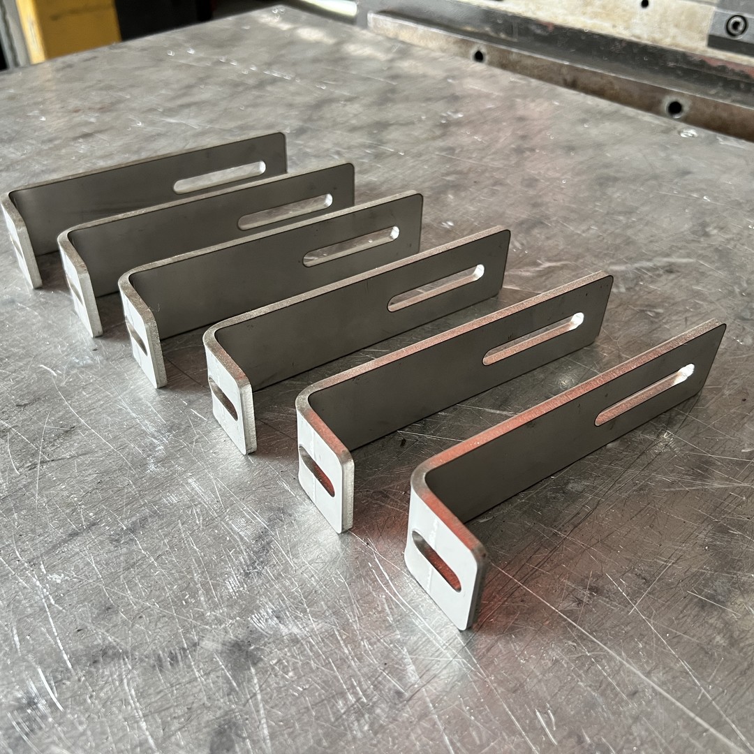 Lasersnijservice 316 roestvrij staal stempelen van kleine metalen onderdelen